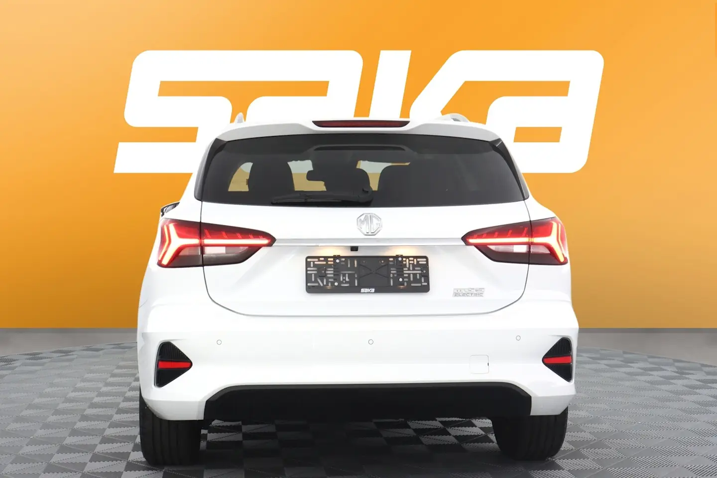Car Image - 3ep1j7HUc3a6TjGtDh9c3I