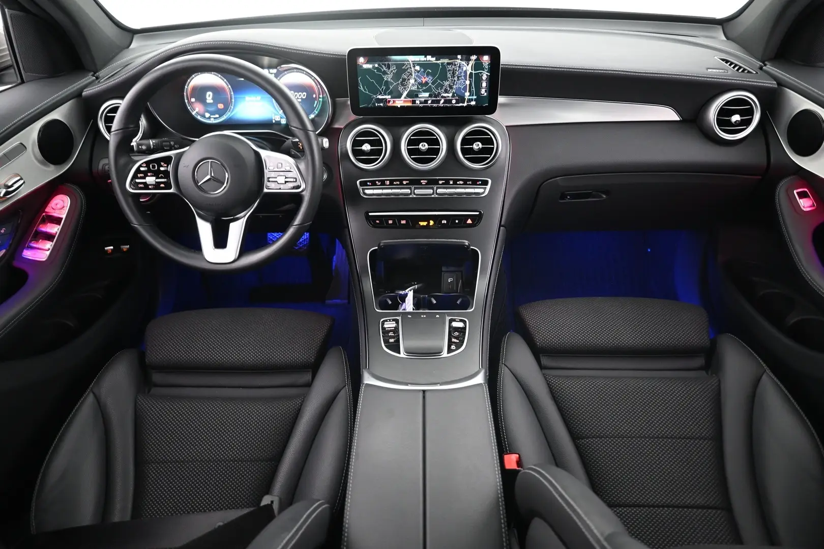 Car Image - 5zOW3G9IP04ZiOCHM1ZoxI