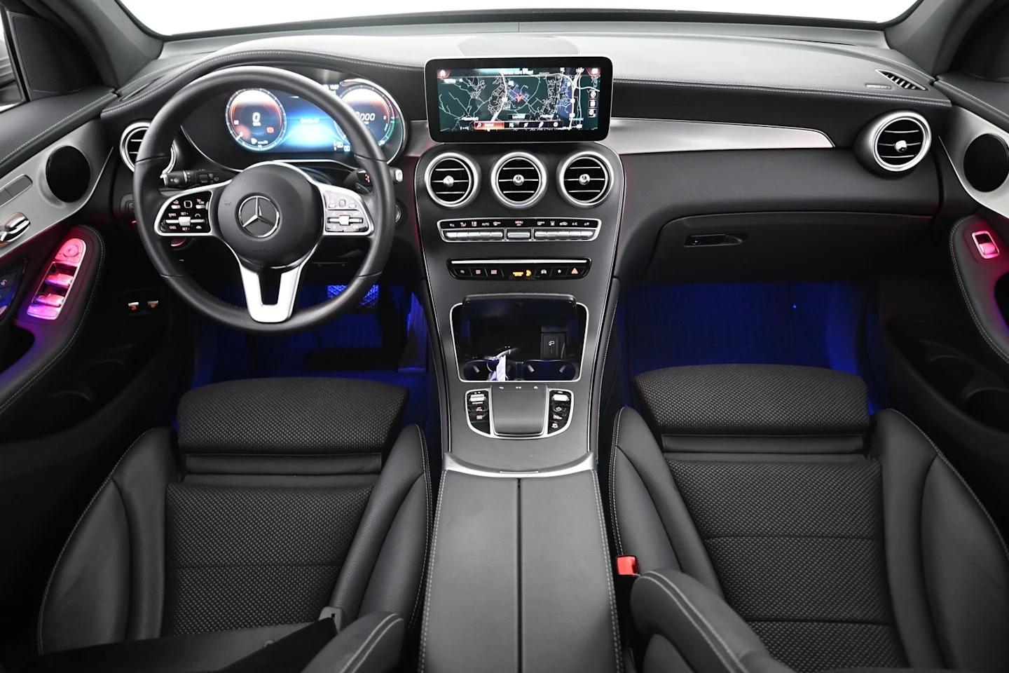 Car Image - 5zOW3G9IP04ZiOCHM1ZoxI
