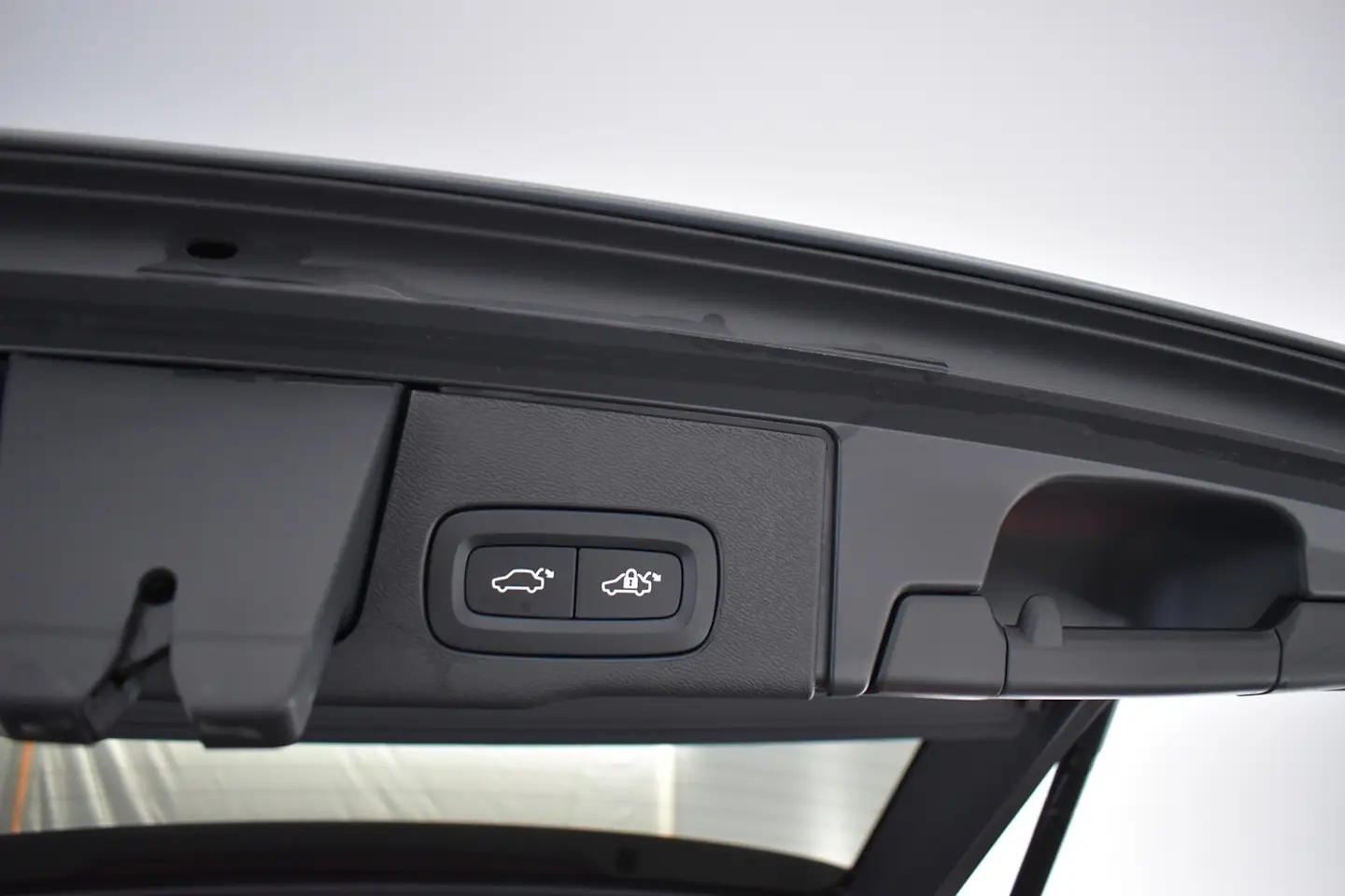 Car Image - 2l8zWTFjzxPQ4ene4M9Mb1