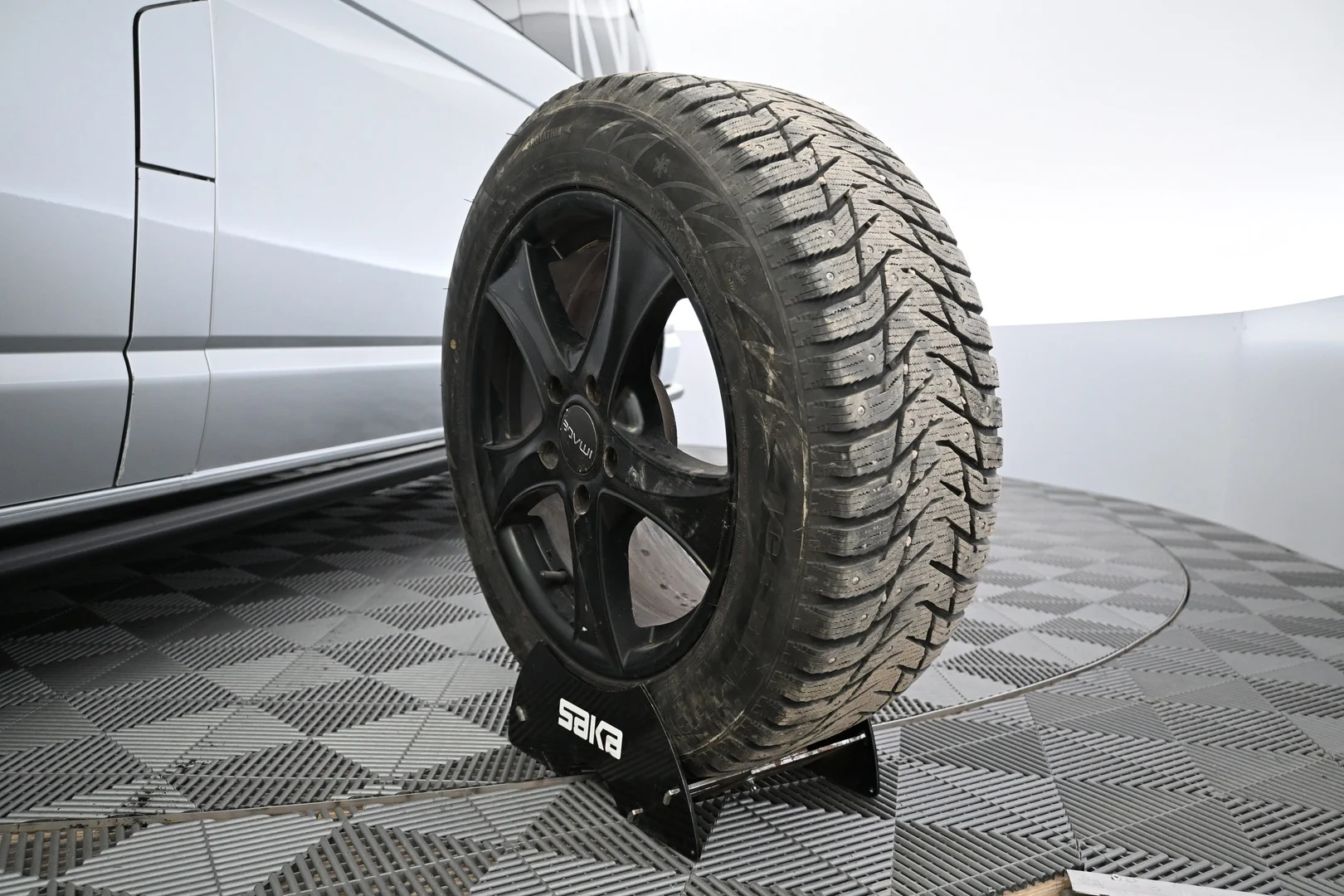 Car Image - 3dwKdS2V9CoBIwuUcsqEOb