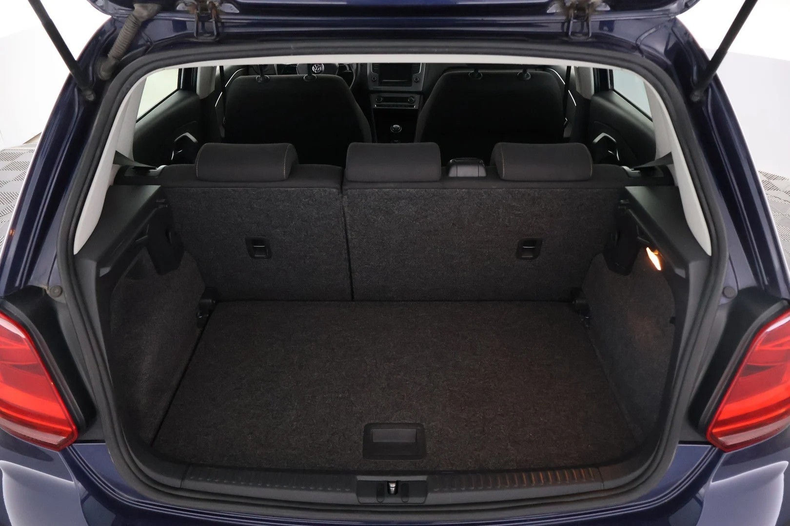 Car Image - 1qZ1jK59Ku1J8vi0pvpgO4