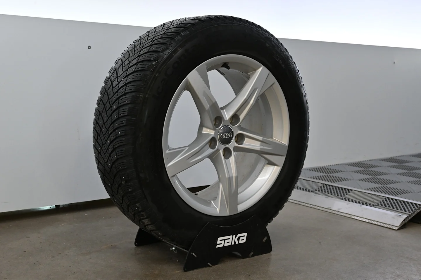 Car Image - 1nhCL3iWTeRETnCsgUteUU