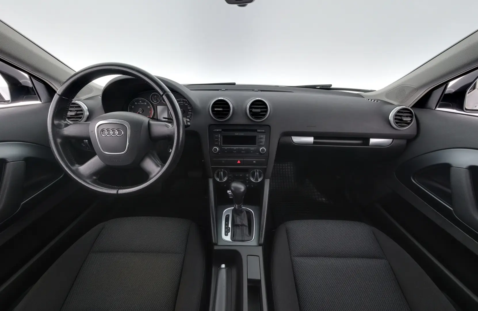 Car Image - 77i0YOQxEd3REugvMcAYaY