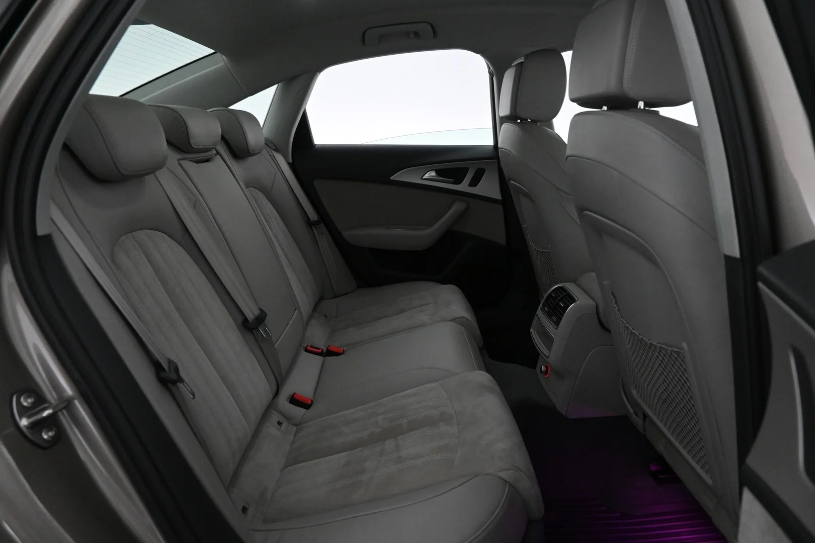 Car Image - 6V11CDQ2tbCqj8EPqGBcCs