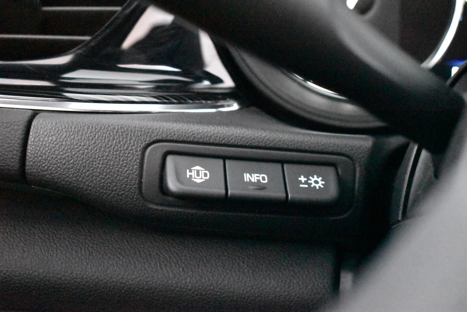 Car Image - 2QsvkyqbkHWAiRwzuC5HpF