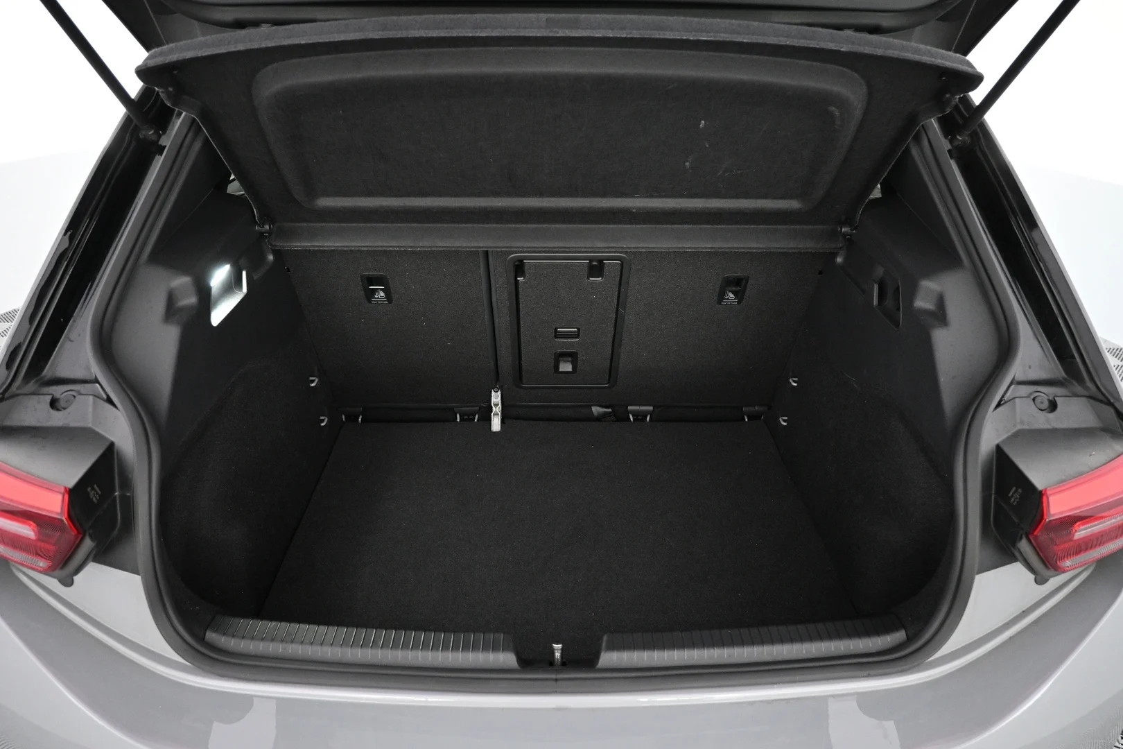 Car Image - 5H3sRl7IfRDMFR1dj4zZFC