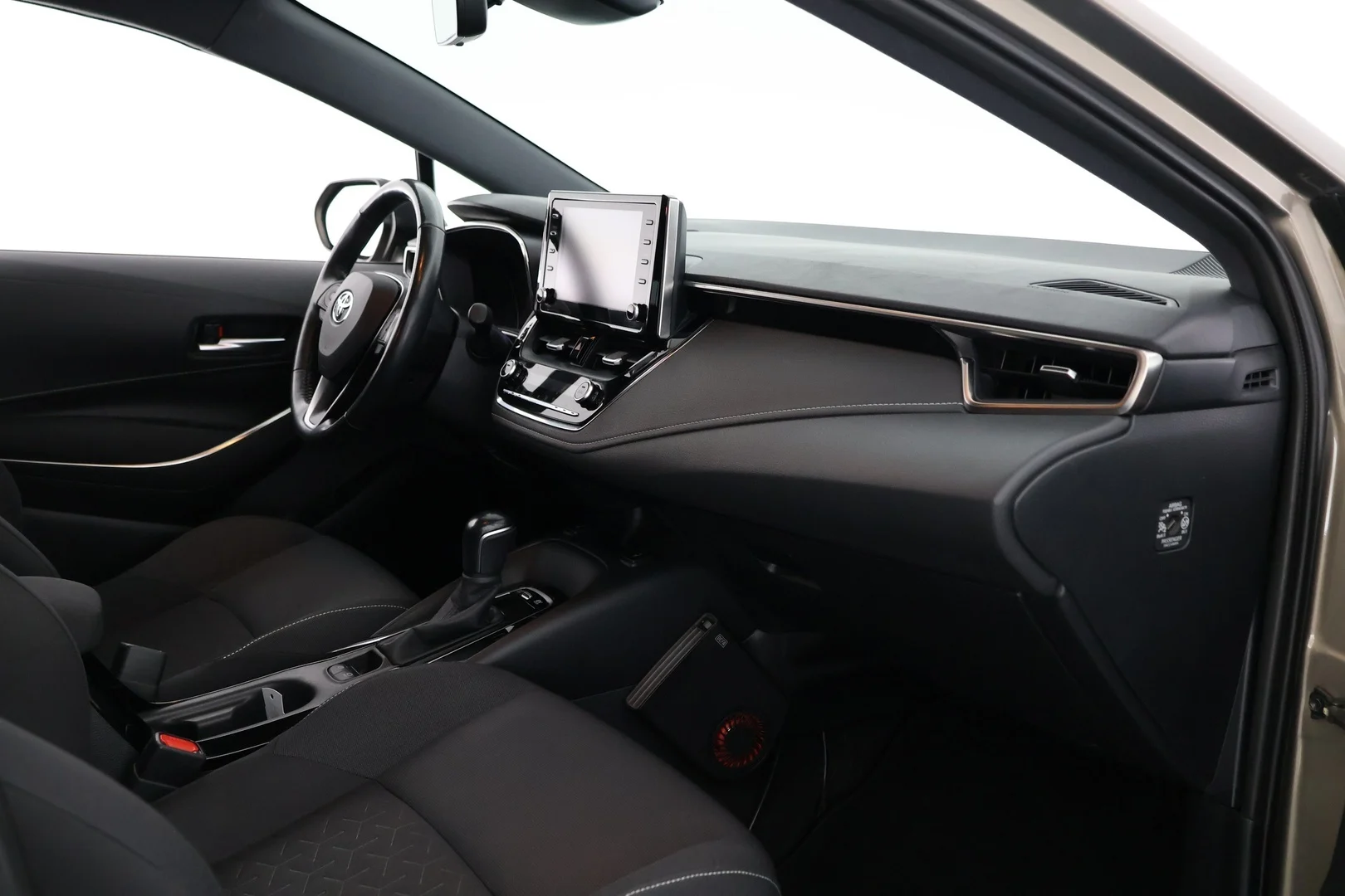 Car Image - 1N2EIw3JP7bWAwDRVr1Uth