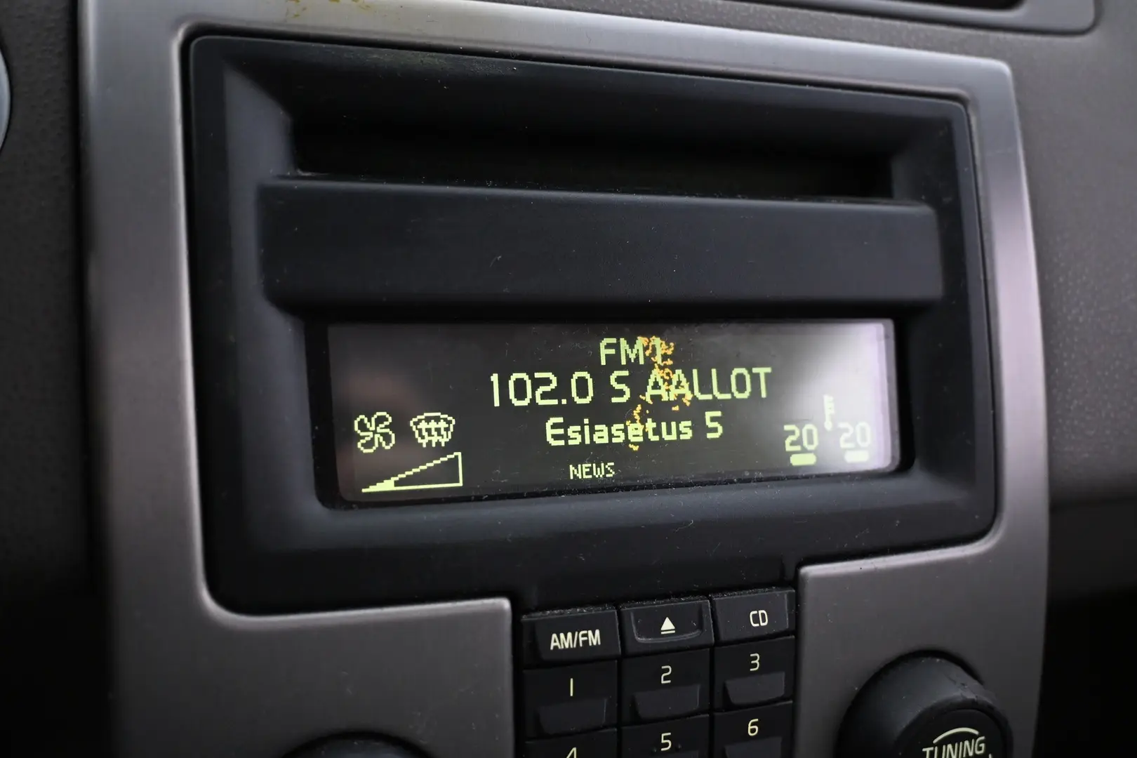 Car Image - 74ZtFqgHEAoKGPhB5L1fy6