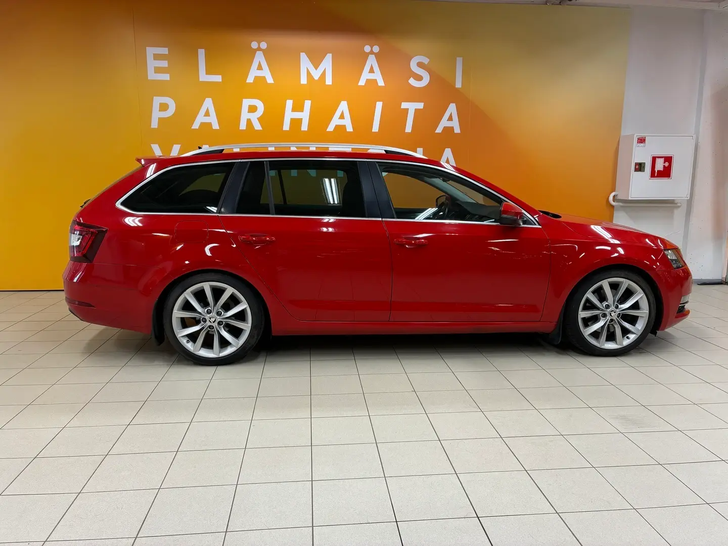 Car Image - 7gDKYbxW2x4YQO53LQmxgs