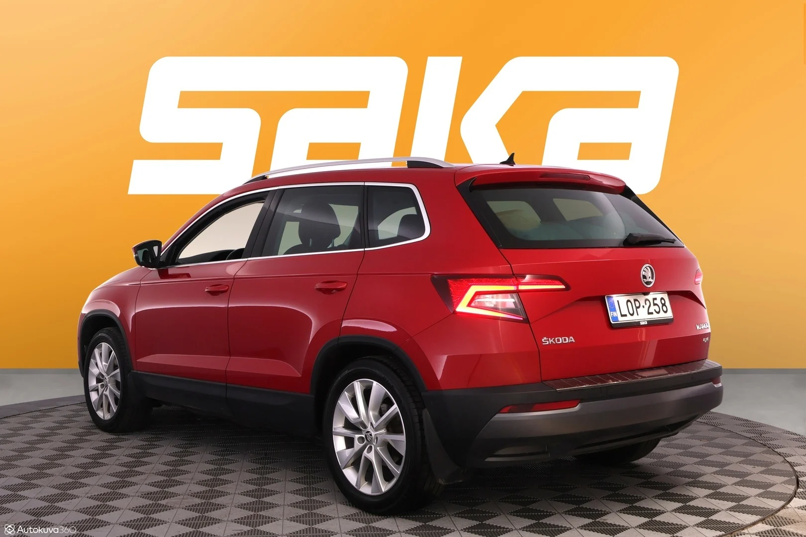 Car Image - DhbYO7KVQaSsu7jO31cXj