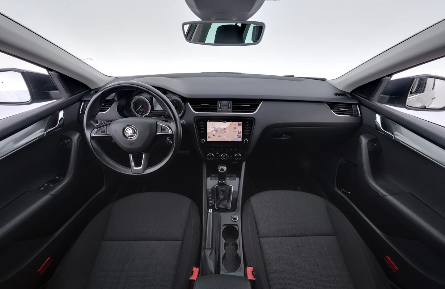 Car Image - 2w1N4dw5wkCBVg90khWsTi