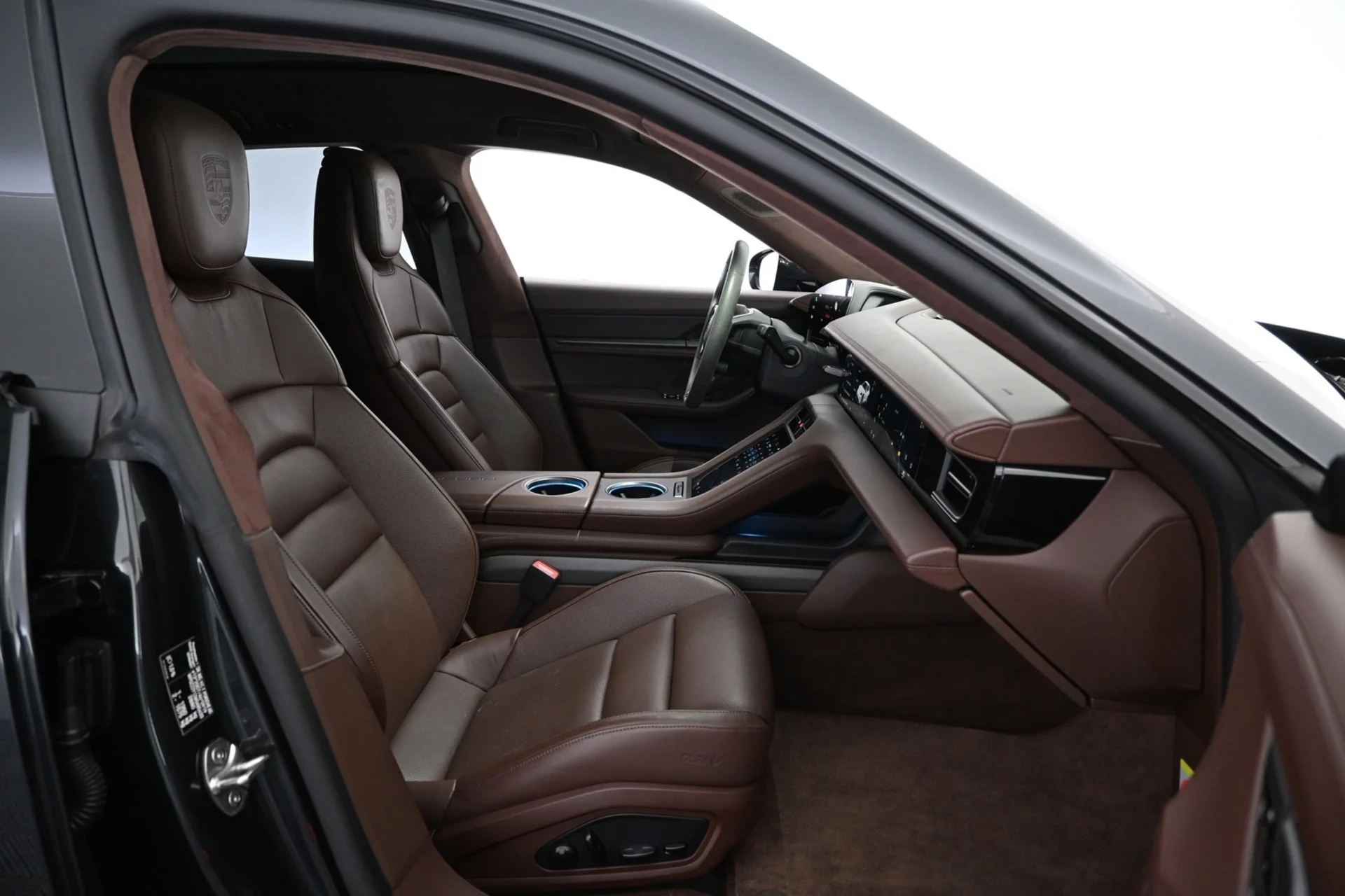 Car Image - 4kQ3uudvTj8uRFMlnVYKSc