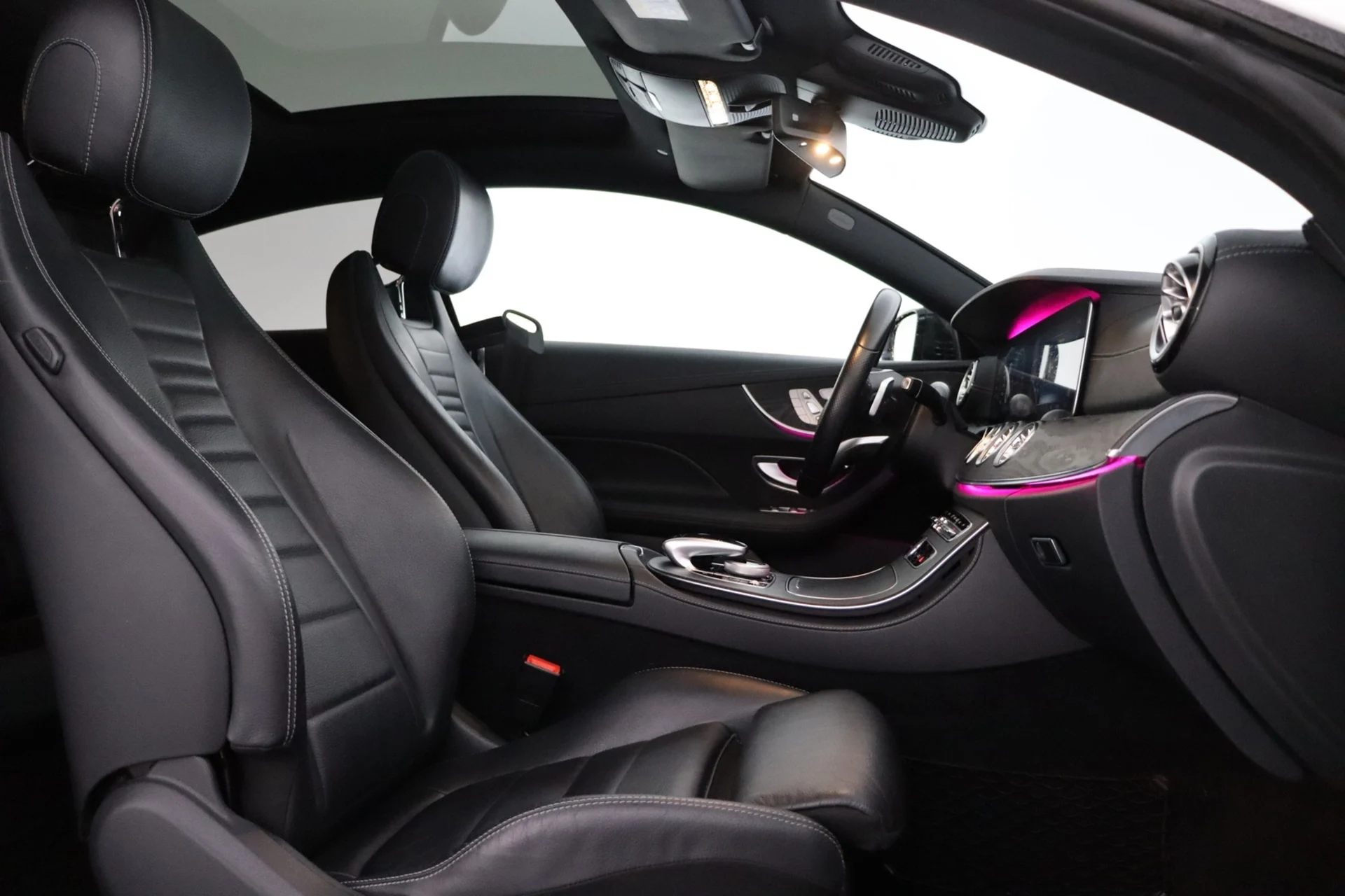 Car Image - 7cNhFYL5vEyYDszsToG2ut