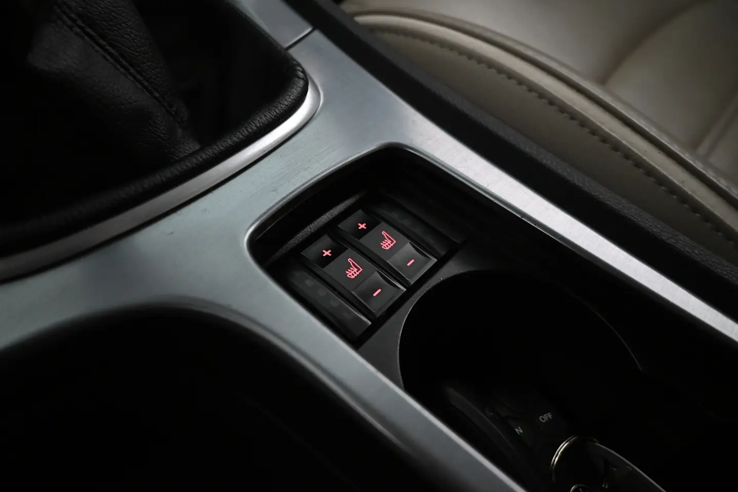 Car Image - 7rCuYCTPN0YTdkDJahBtm6
