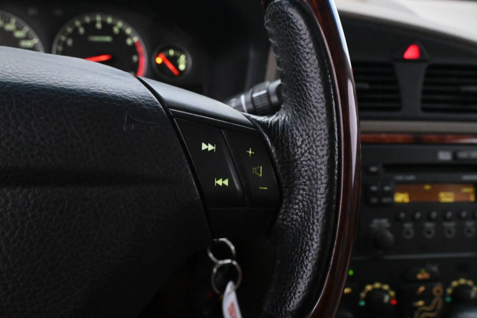 Car Image - 3xBmOLjGC8LYkEuUWIp6ij