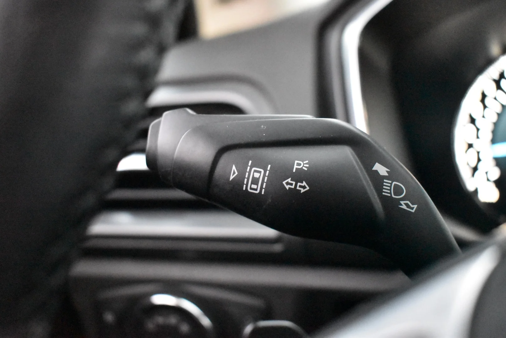 Car Image - 7C8QC1piDEBu8V94Tie86o