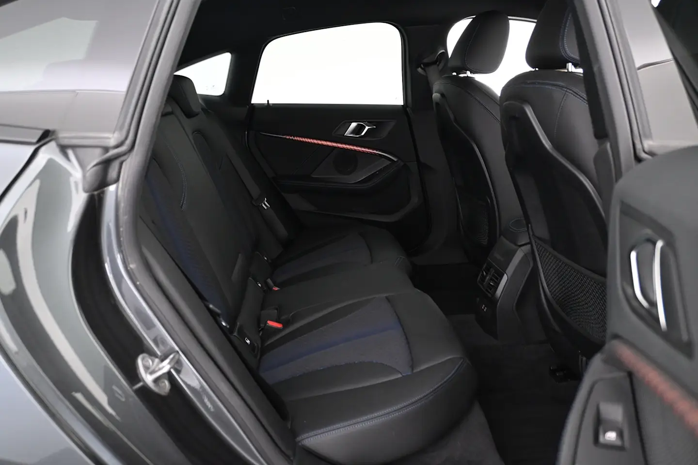 Car Image - 3cjM8sbgLXlZoz8ihgNAju