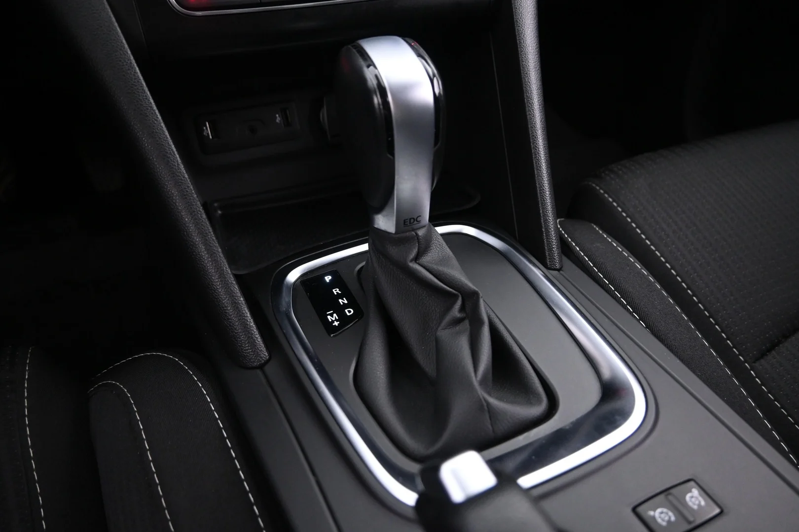 Car Image - 5L1OeBmKod5LXd3xQVBlLO