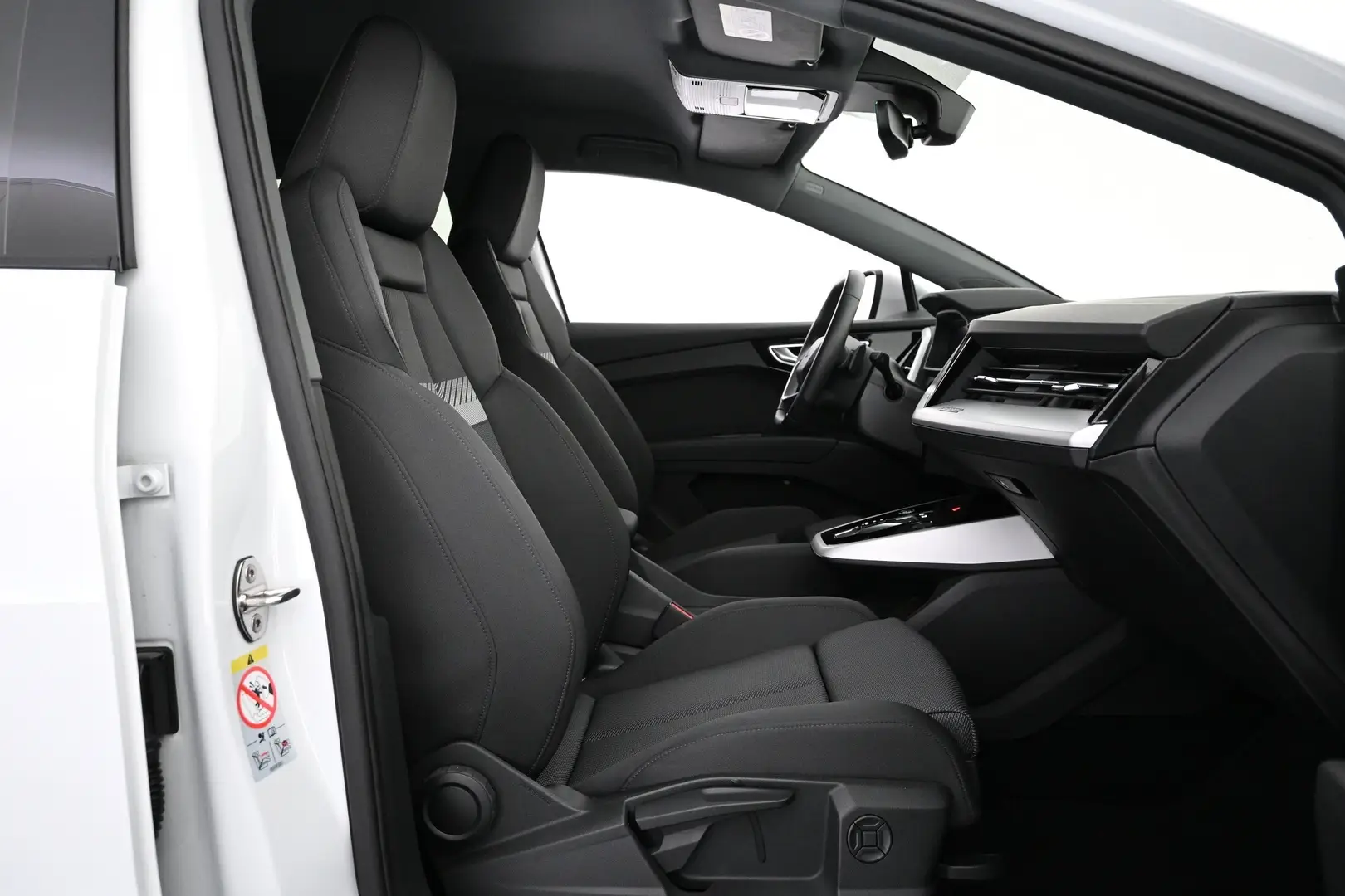 Car Image - 3jHC0f9ePCnus21Lzv8OyF