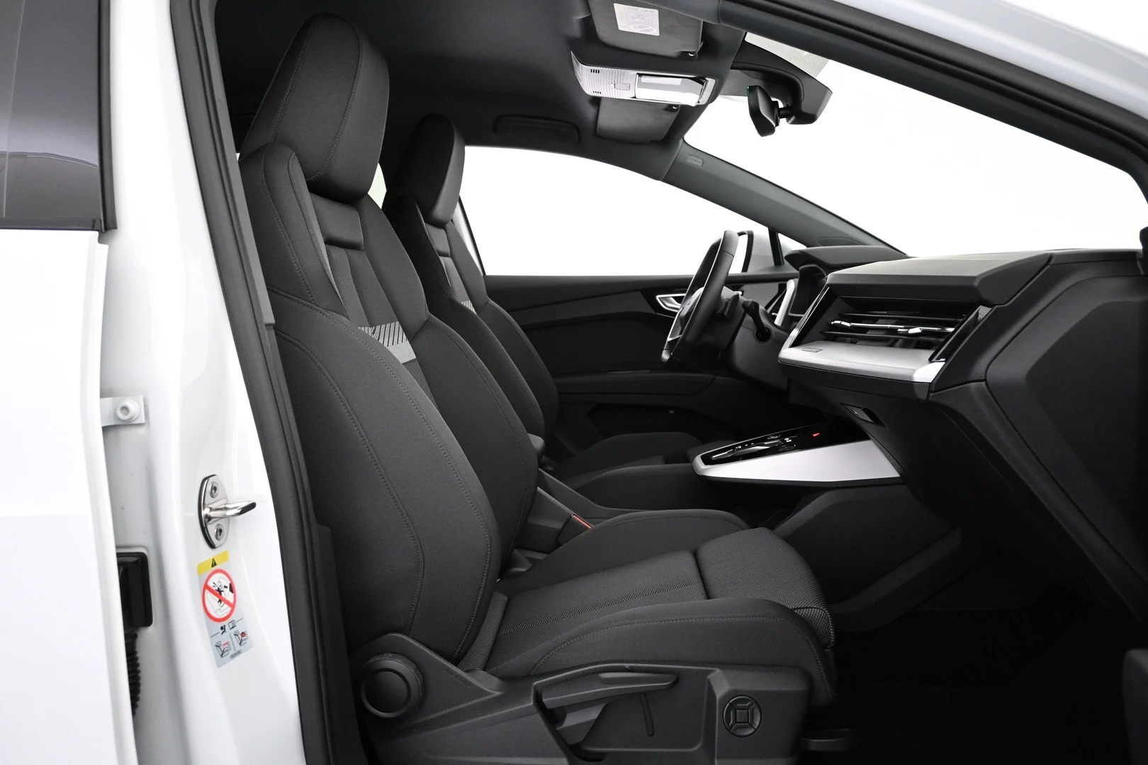 Car Image - 3jHC0f9ePCnus21Lzv8OyF