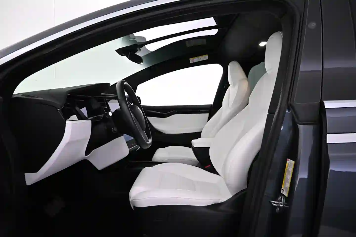 Car Image - 6wgkmkXncPQ3AyYF47vQZf