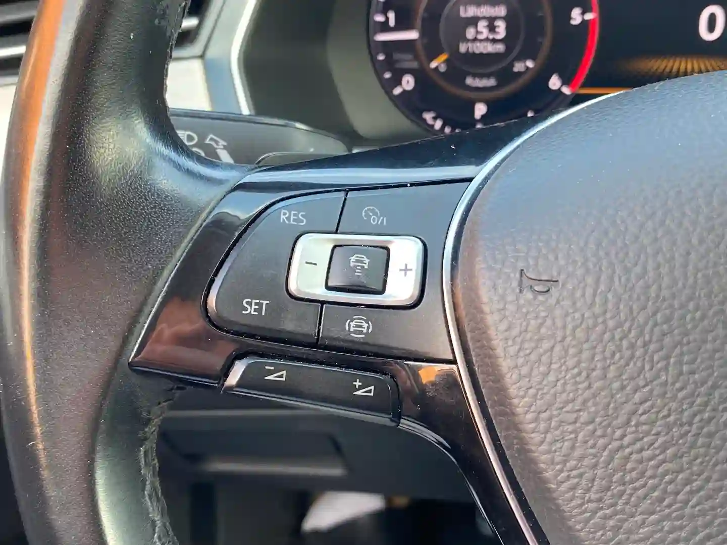 Car Image - 4Lpbtr9cJKs1ggCmI4Z9p5
