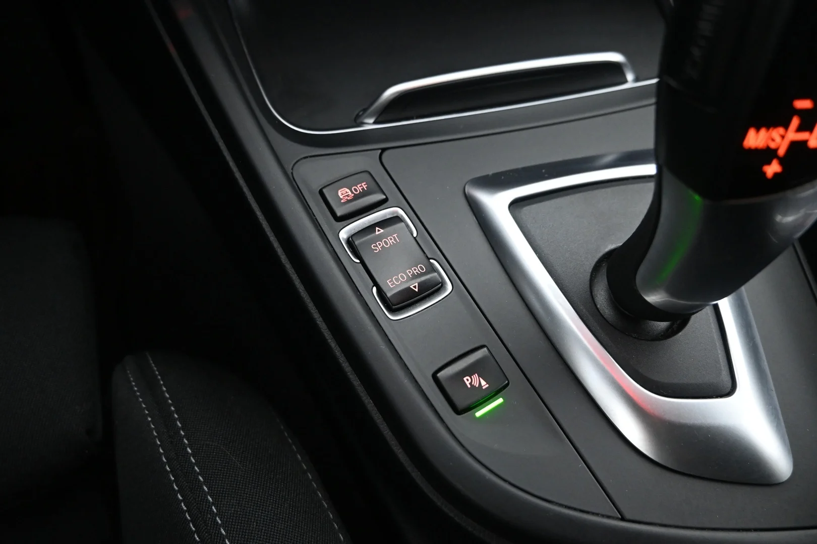 Car Image - tOxEis1w81TwUUeUOVkh5
