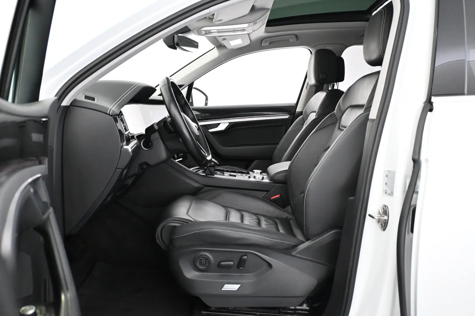 Car Image - 34GHuz6izc45g62k3u0Gqs