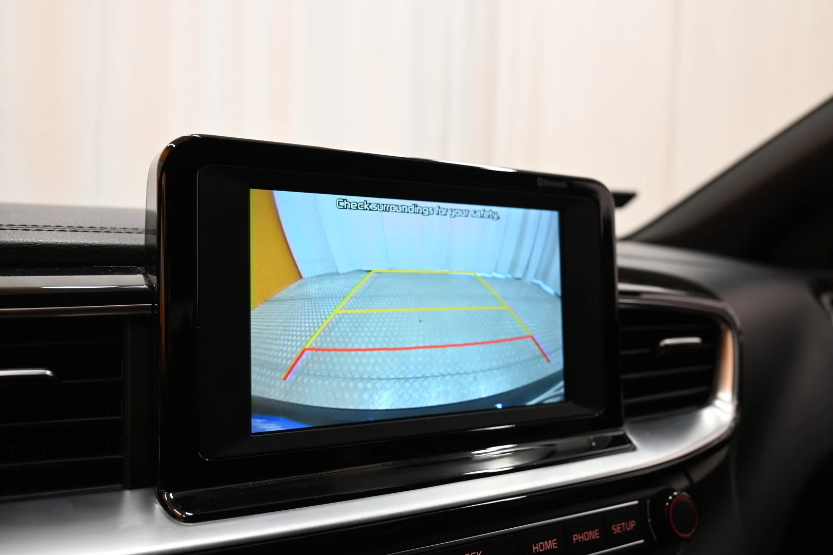 Car Image - 3VIfji0jppKKKHT40e54pC