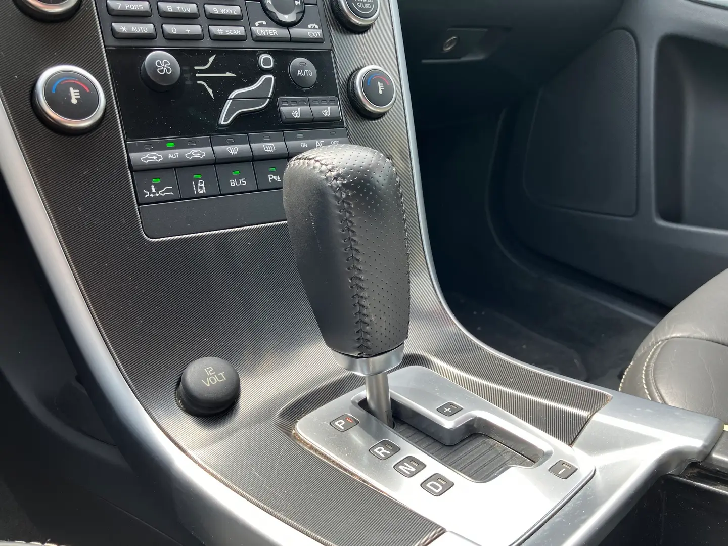 Car Image - 1ouhJNuYantcn0eC7Wdbrf