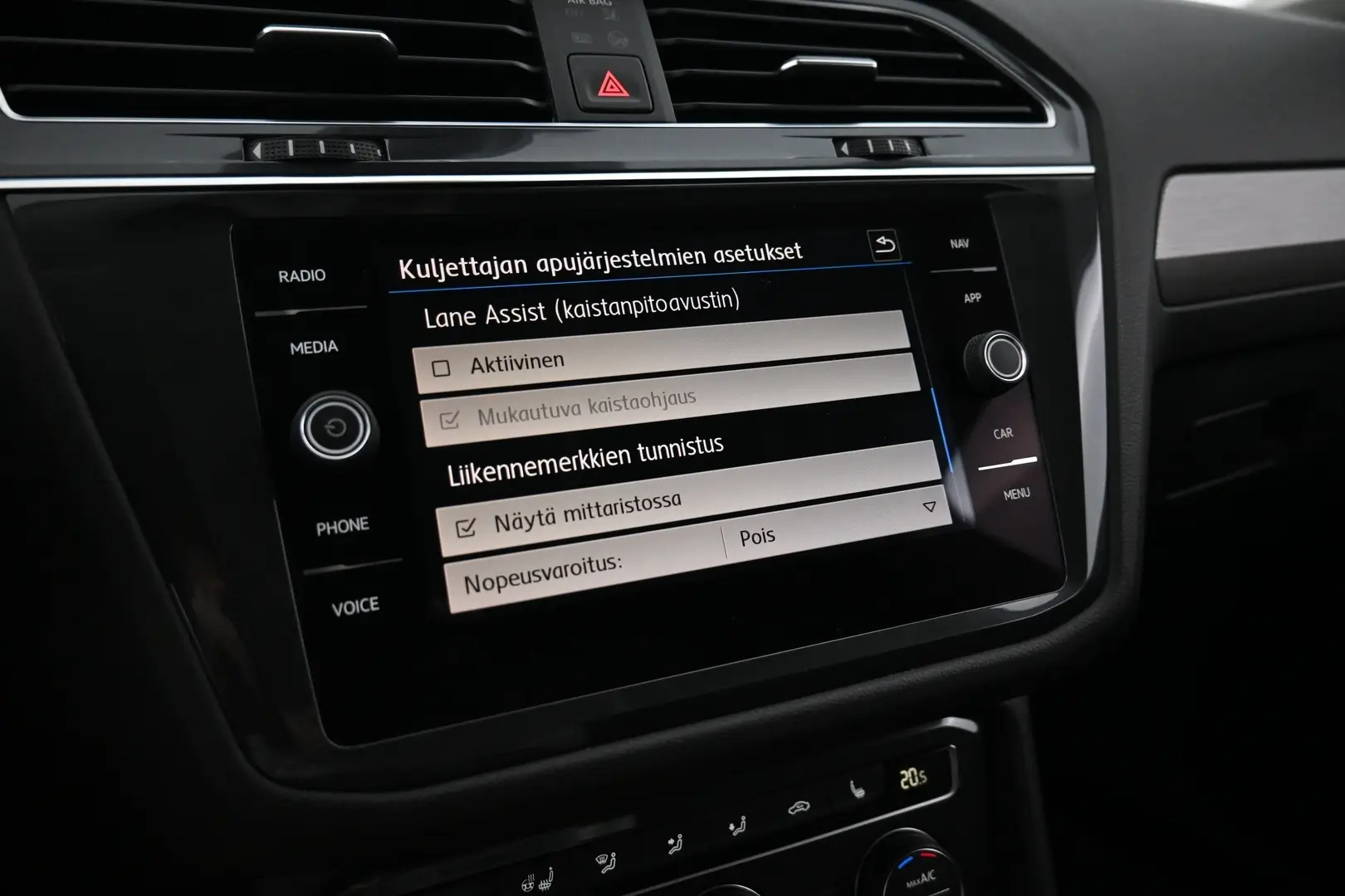 Car Image - 2Lo66UZKFpDlumonoHXi0G