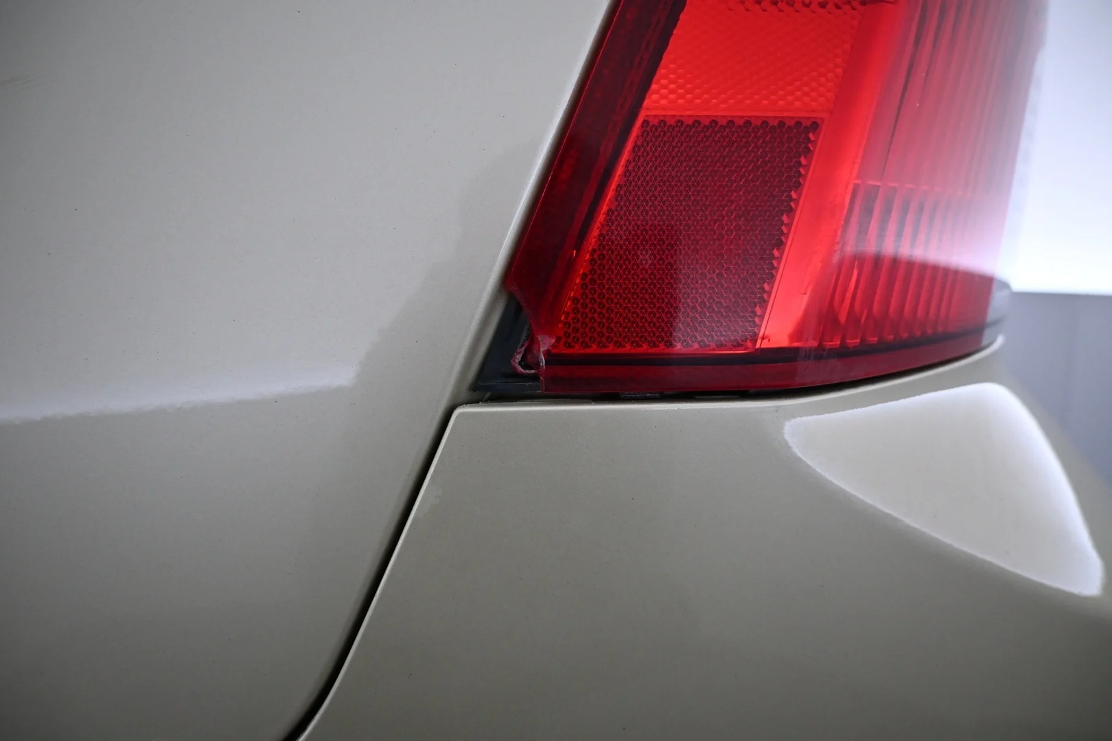 Car Image - 293OXK5dX83gSb6NIfYdJv