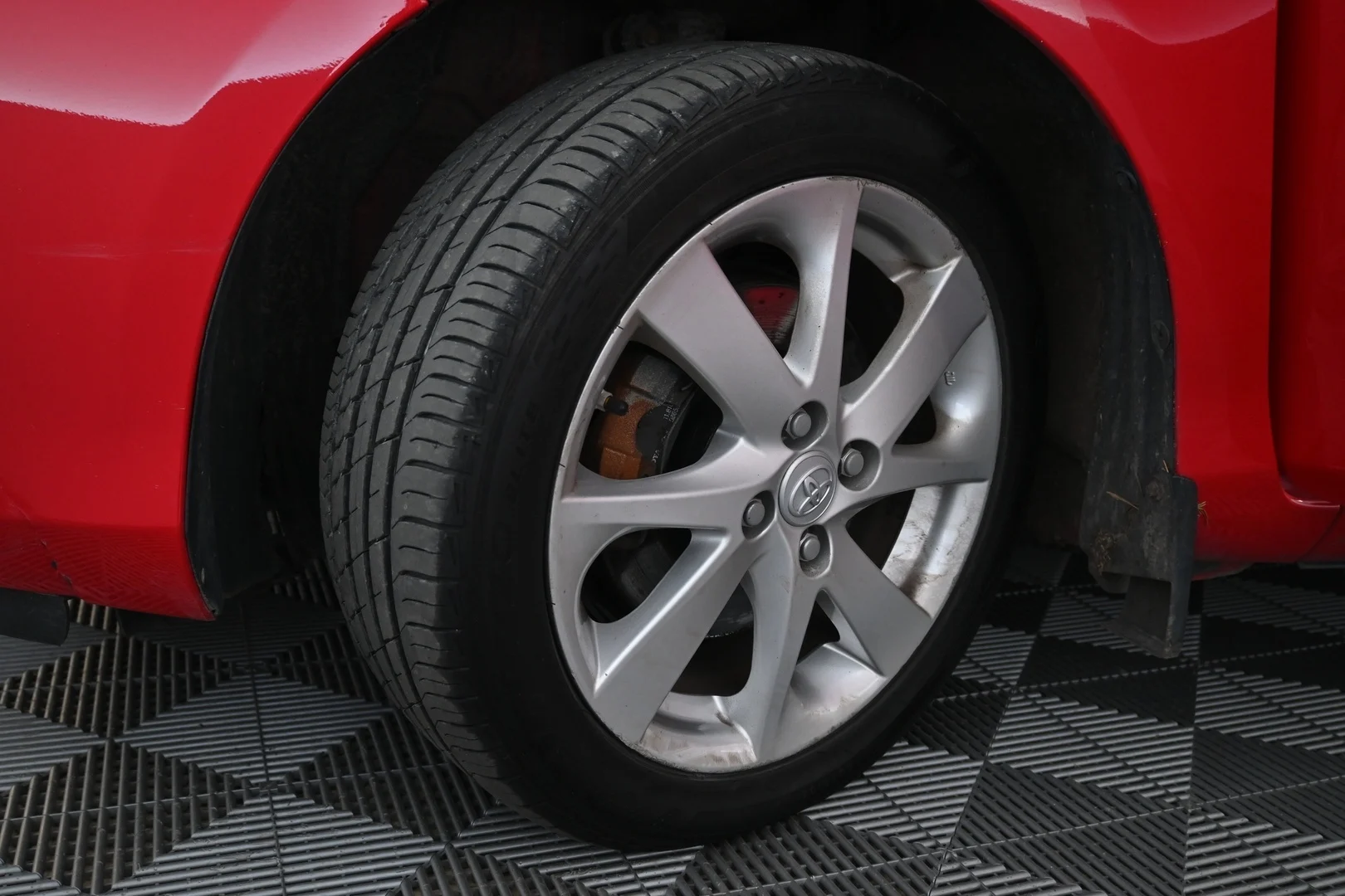 Car Image - 11JUFd6Nn9H8NOLw7Gaq3V
