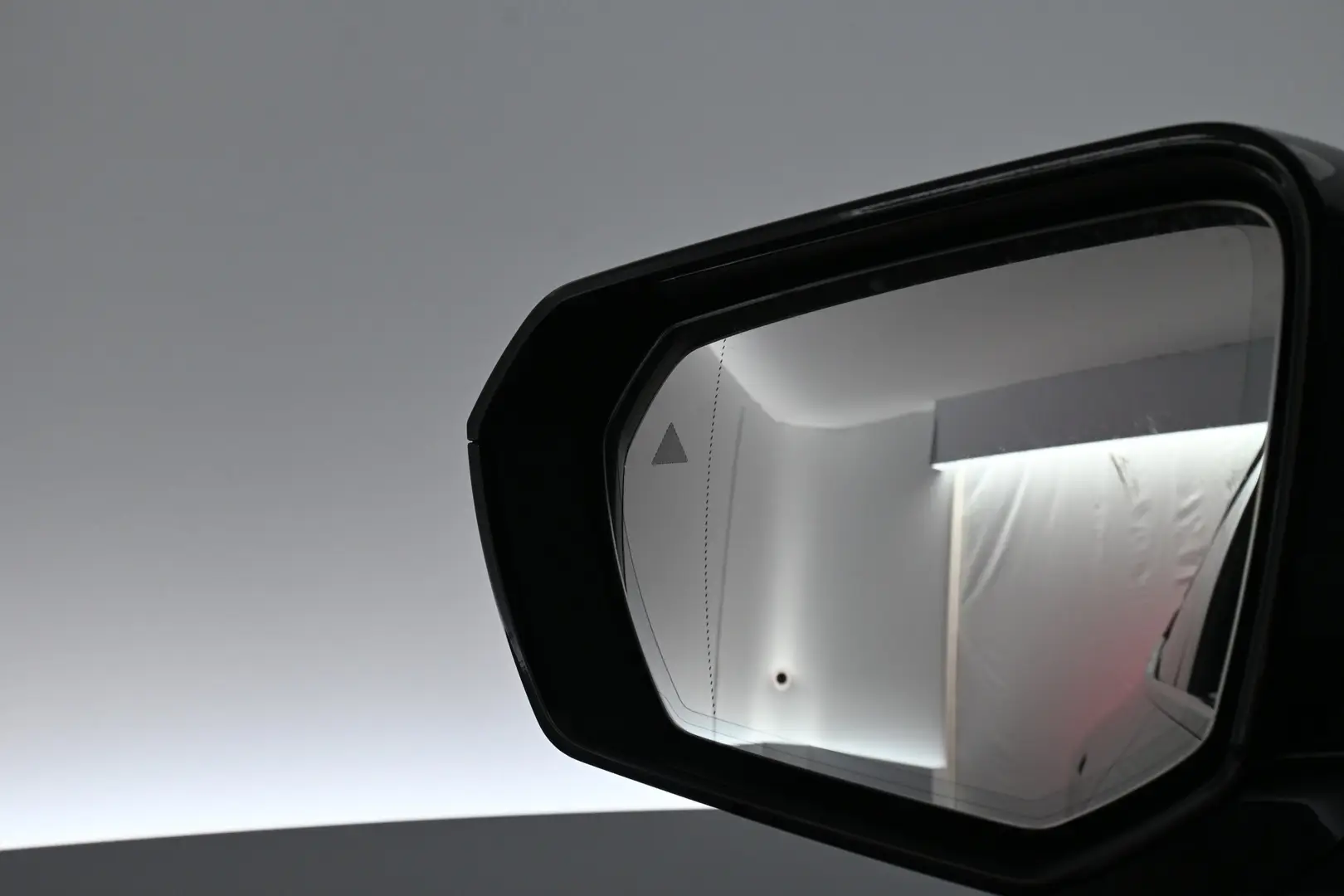 Car Image - 4K6Hz0TvUQsxtr35OYwuH7