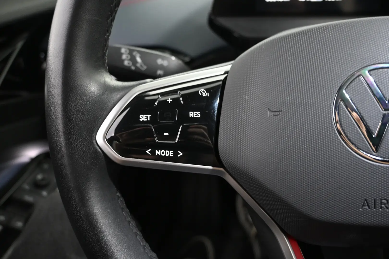 Car Image - 3Cjiie5sVMuBPGOM2HT31c
