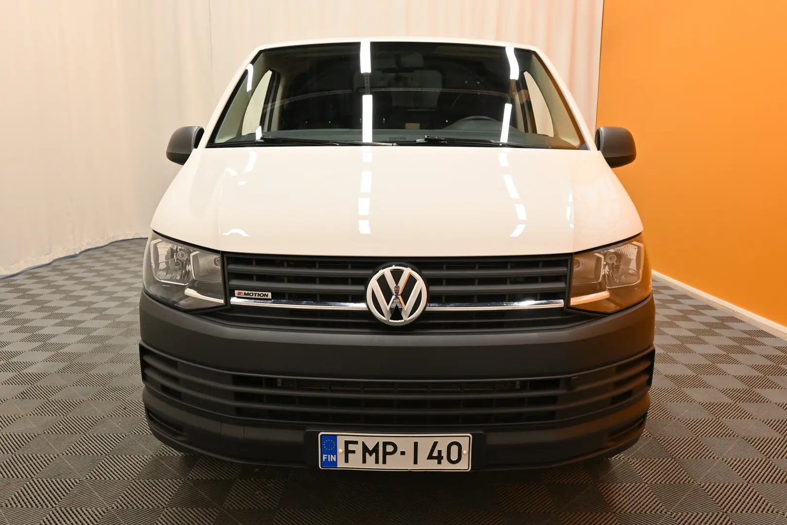 Car Image - 7ByvtZv5Xha4RnZ2oQHbAL