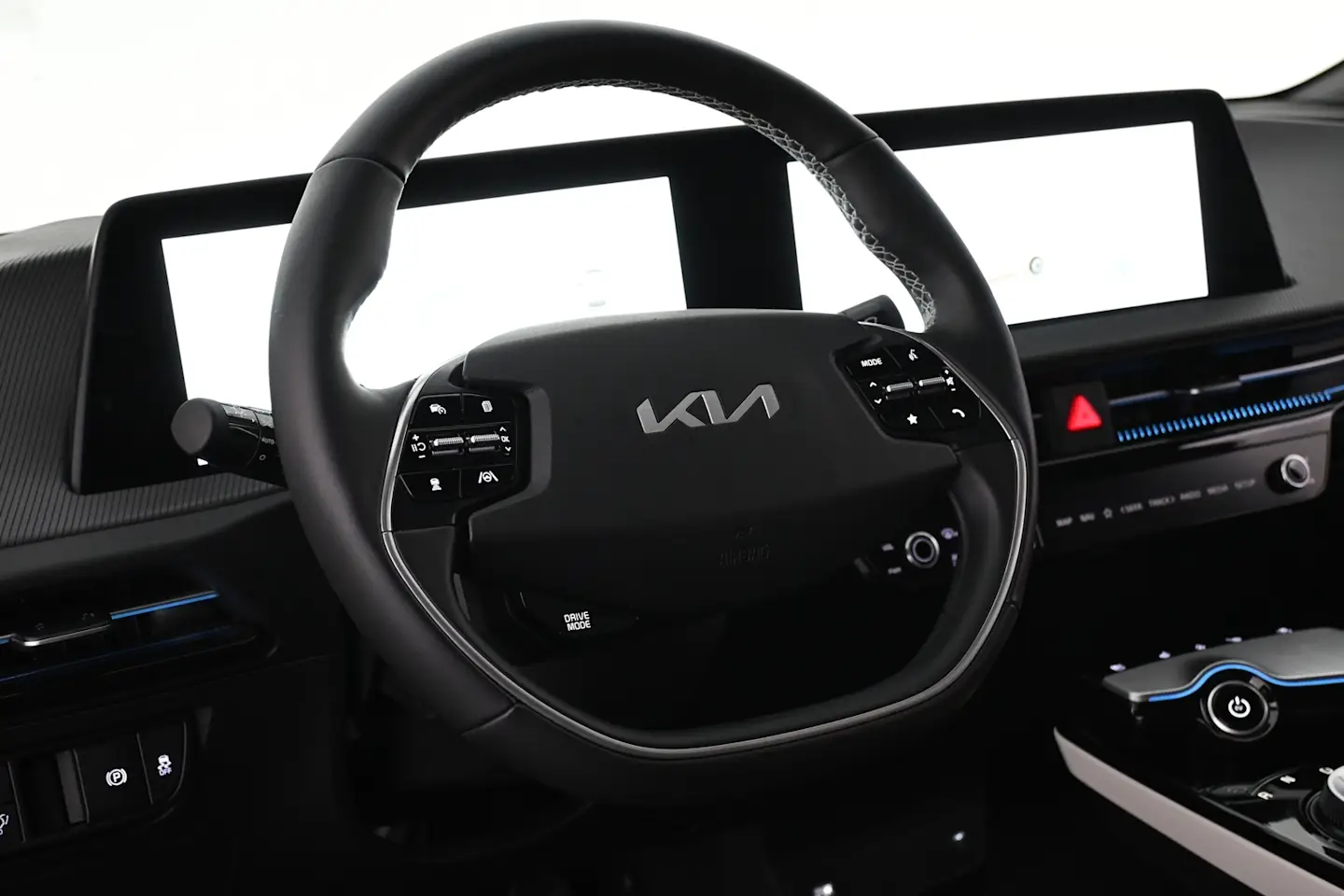Car Image - 3SKNDgTG4zmmhzXNC604QA
