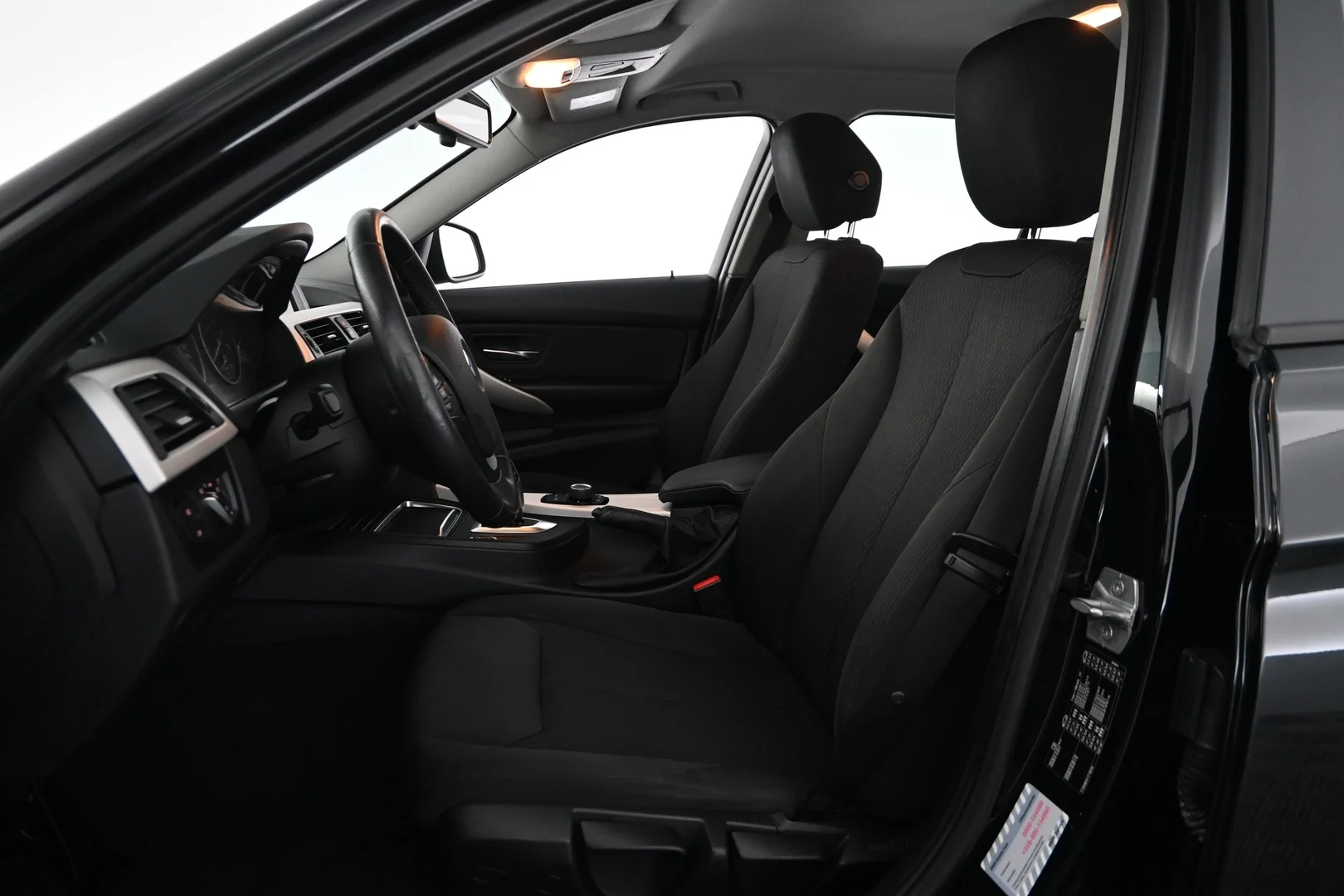 Car Image - 2nuCzqbDyf6WphJR4p8GSh