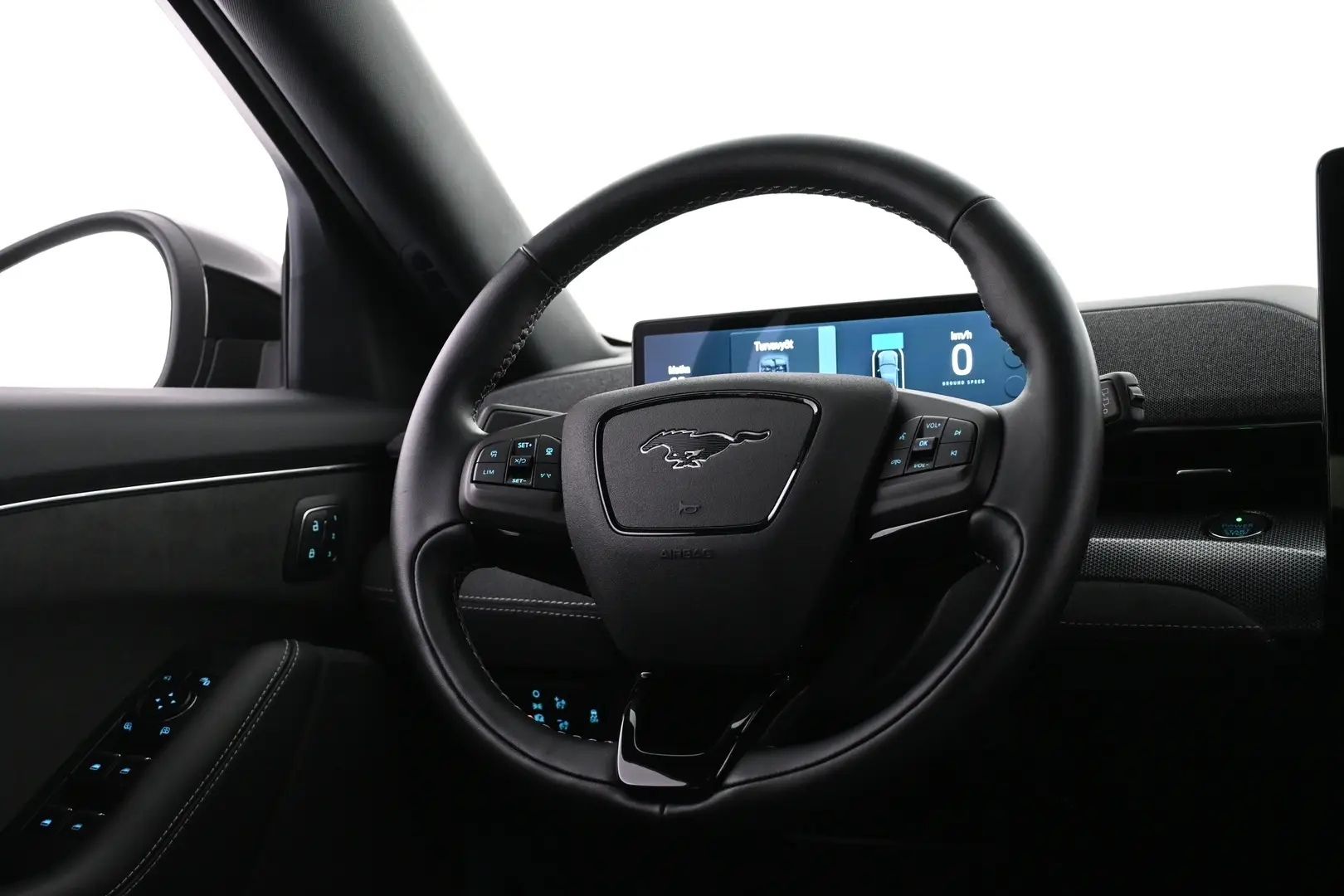 Car Image - 6ODEnjzBnzn9LsdZx6IU61