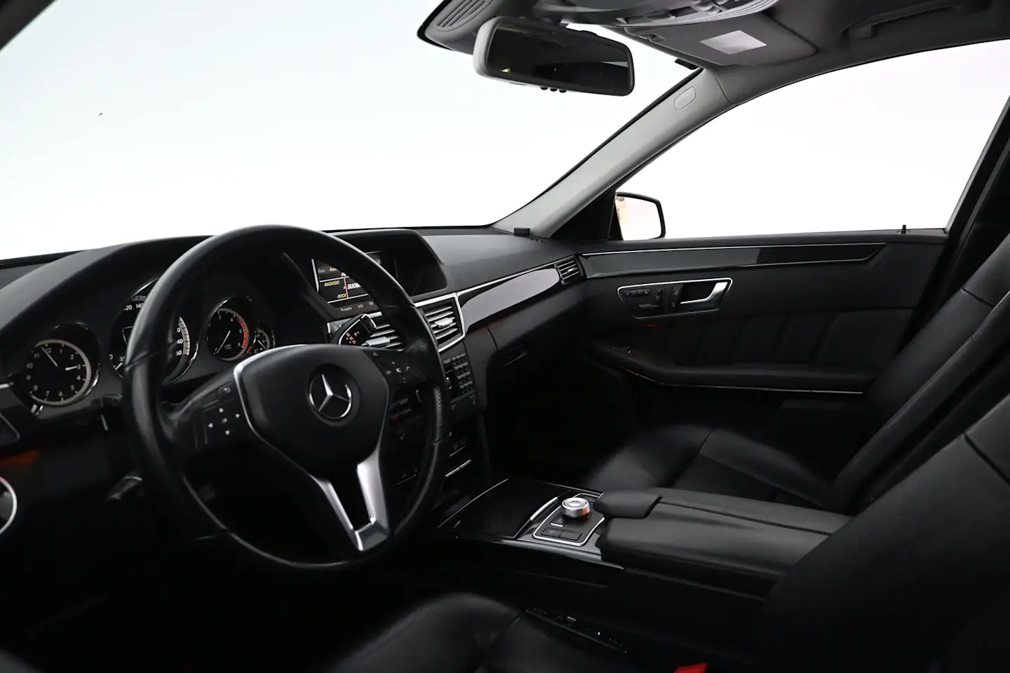Car Image - Q9GByqrCFiKCcugqTGm8Y