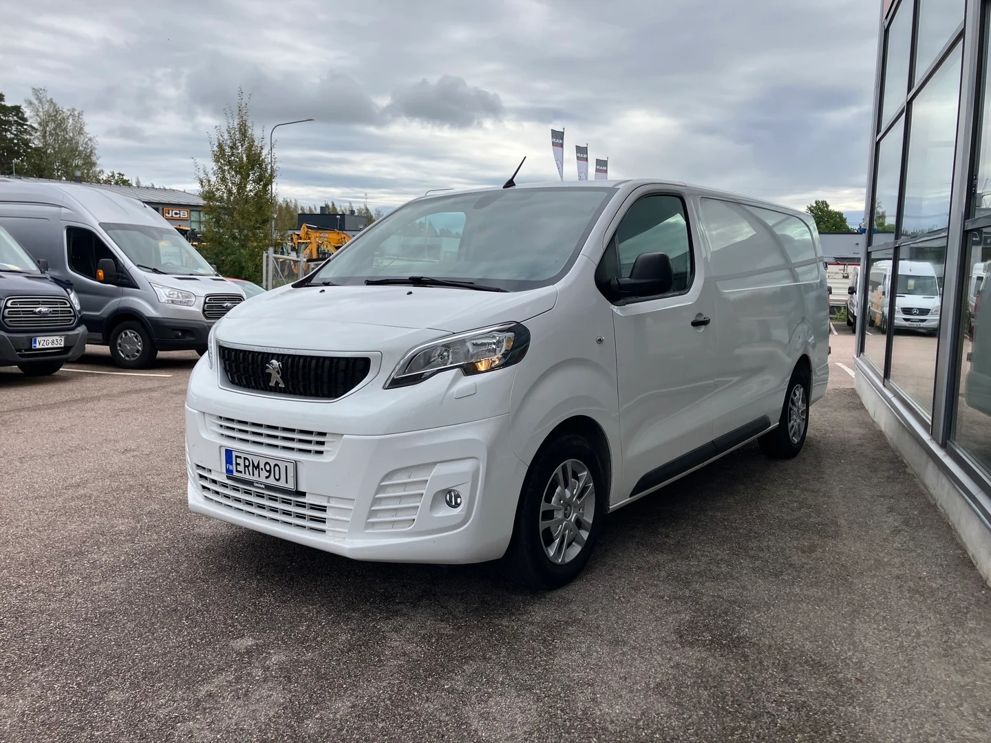 Car Image - 1Mm4oDfOdNiYHqSTpkOkJ3