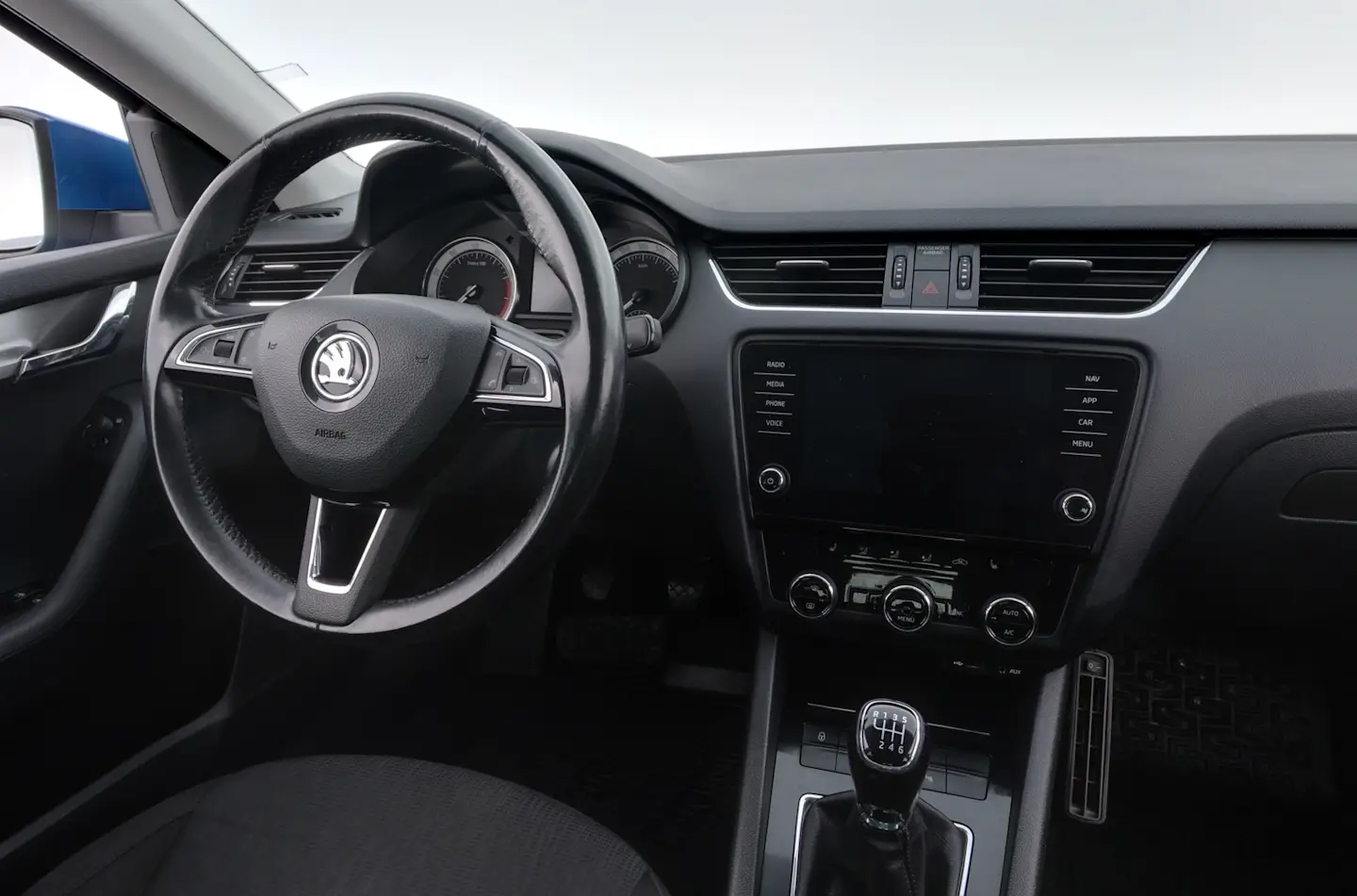 Car Image - 1feiueh3UlSTFQ7zEyUyUd