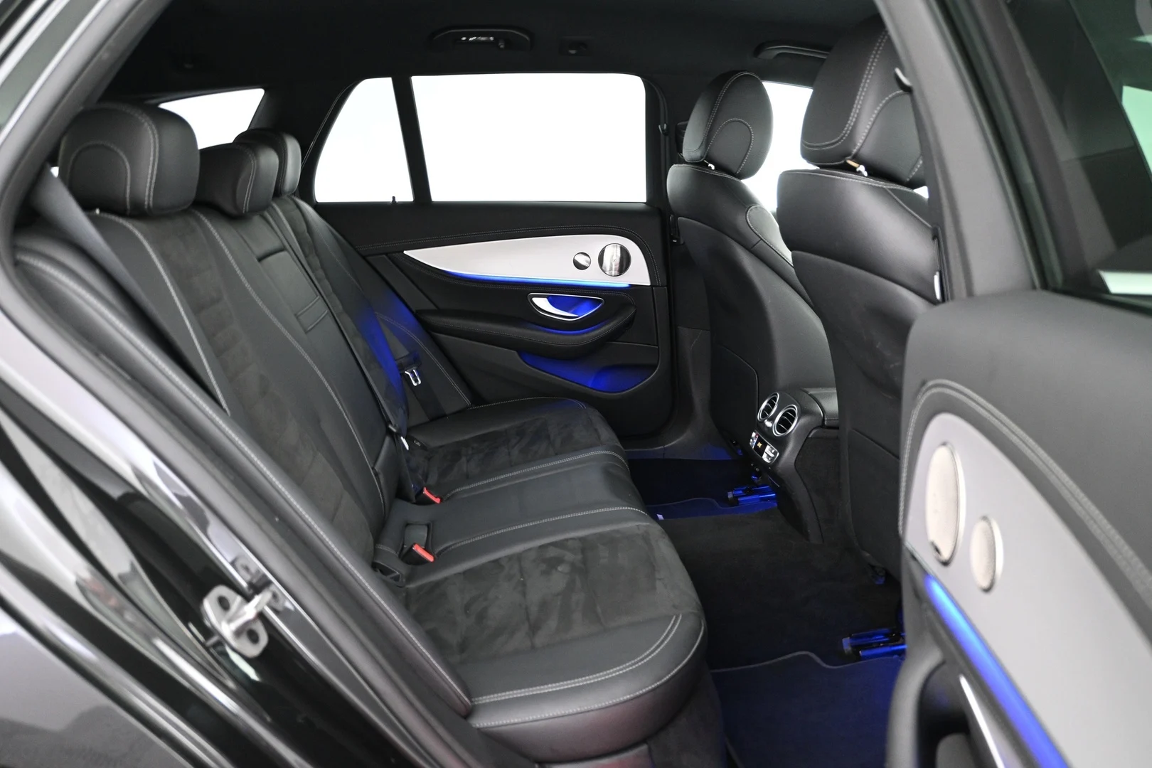 Car Image - 2mMCP9zsi0rx0LpjmGmlSh