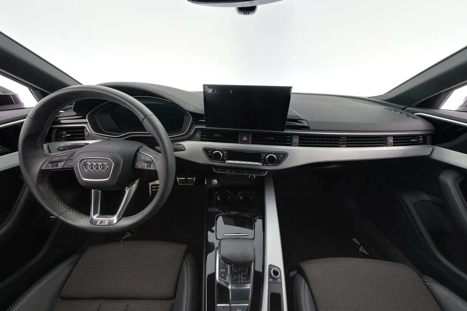 Car Image - 6V2qw2bC4tETOIepLLYlHk