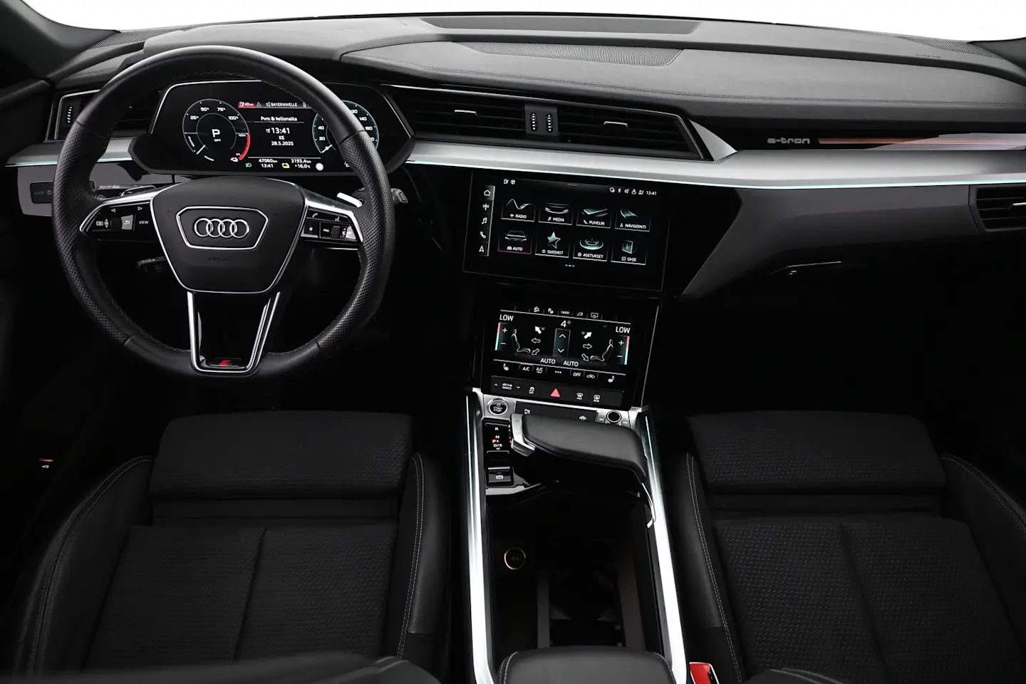 Car Image - 6LvkYvJfHlTz20ZEr3k0ji