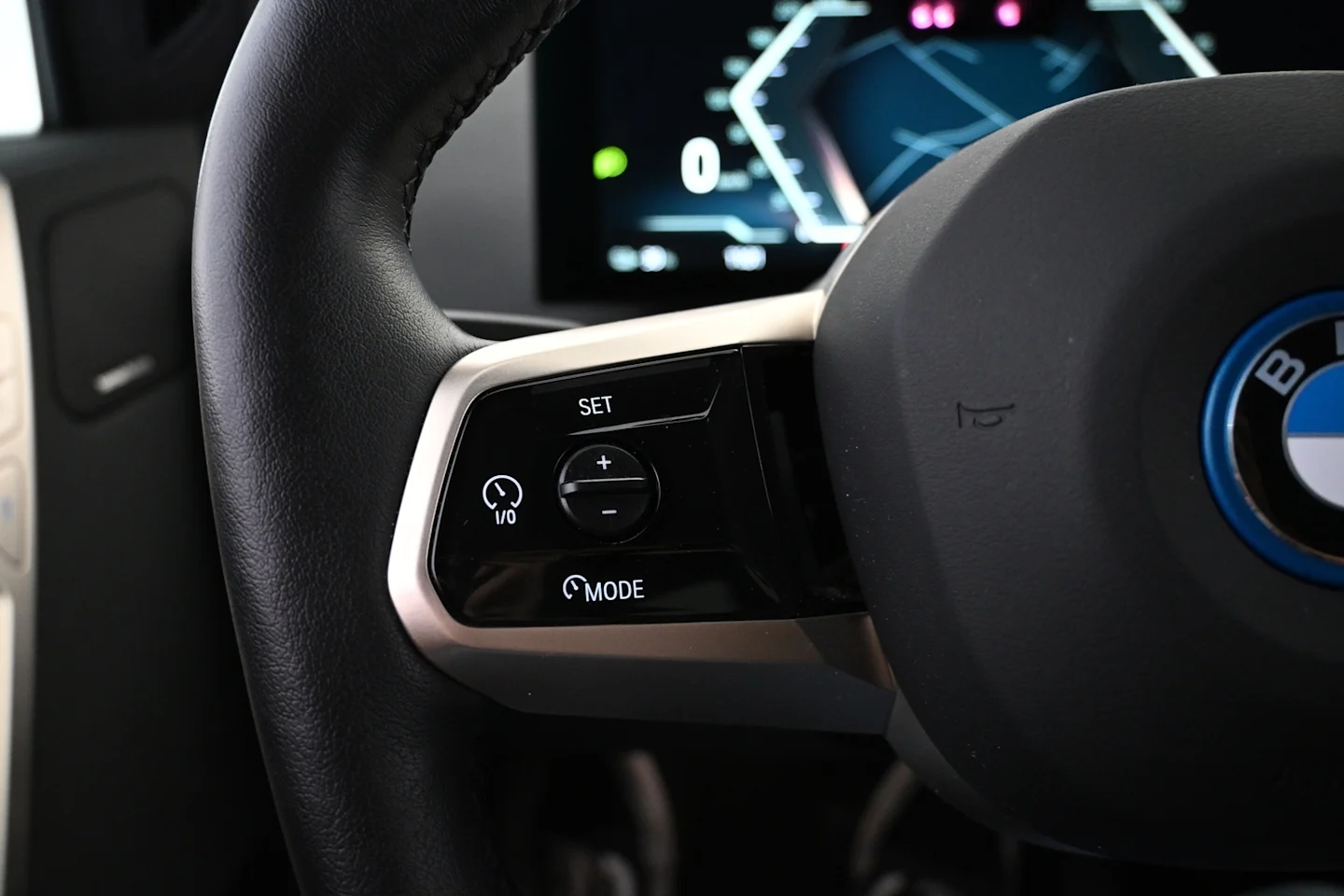 Car Image - 2cH89lQnFtk7jR5uWVAd2Q