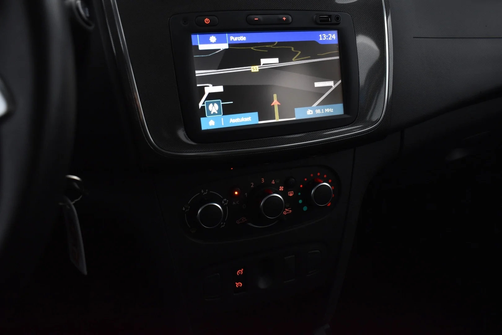 Car Image - 7395ZJDgVPdUixFmiXX5uN