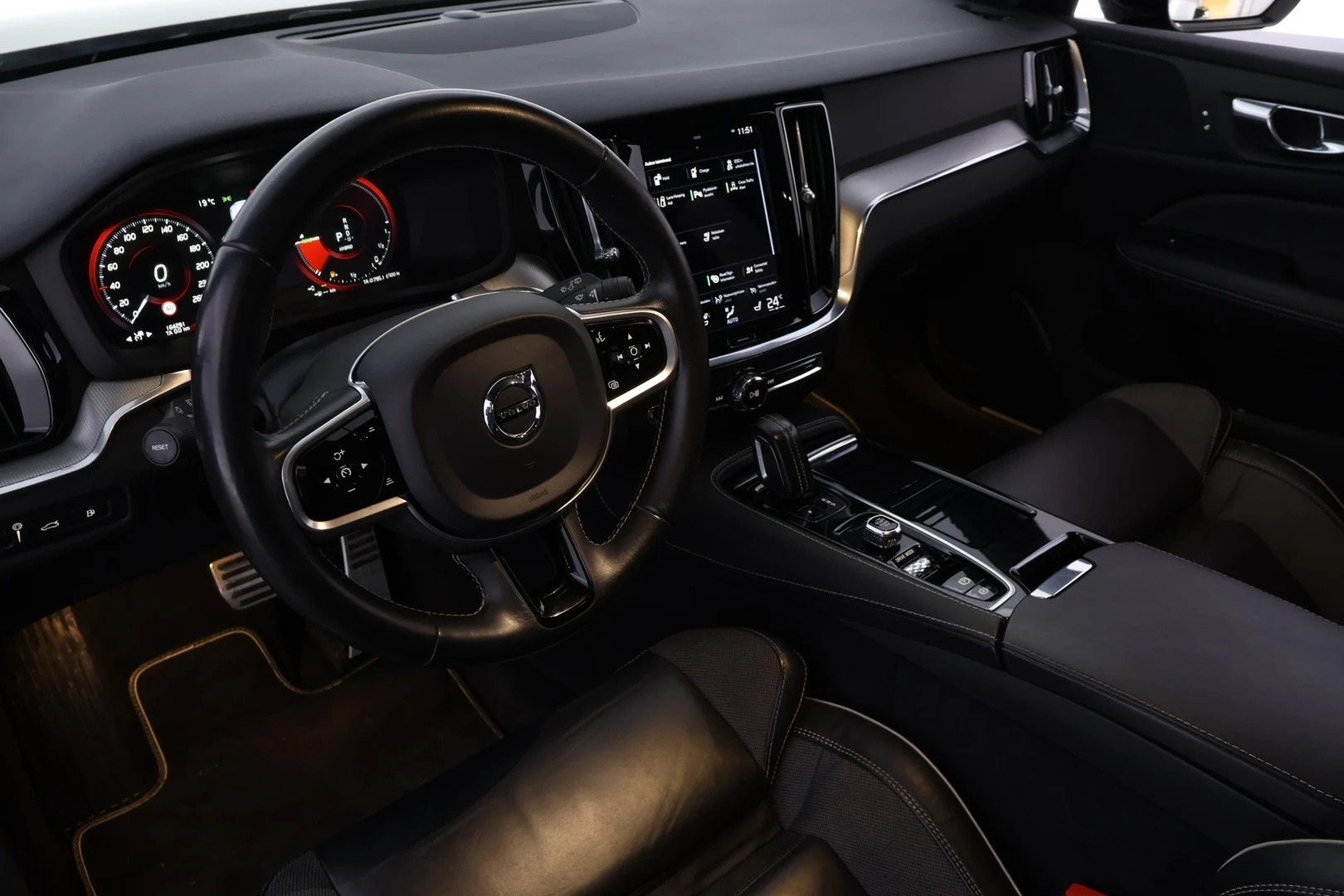 Car Image - 1tR7L4nBzhSkhwUS1mS2nc