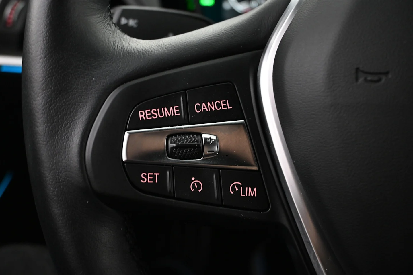 Car Image - 5M6QSCl4VVsQgaSOxDq1l2